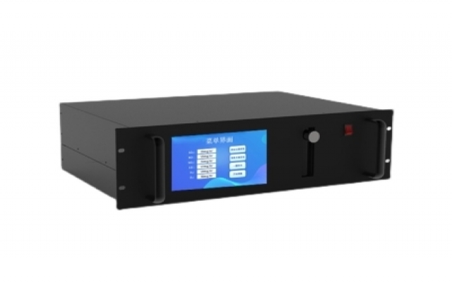 一種二氧化碳氣體分析儀及其分析方法